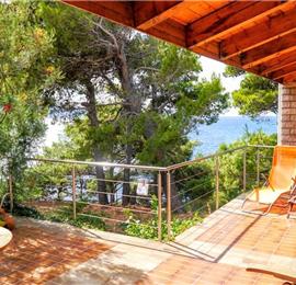 Sea Front Beach House Sleeps 4-5 in Medici near Omis, Split Riviera